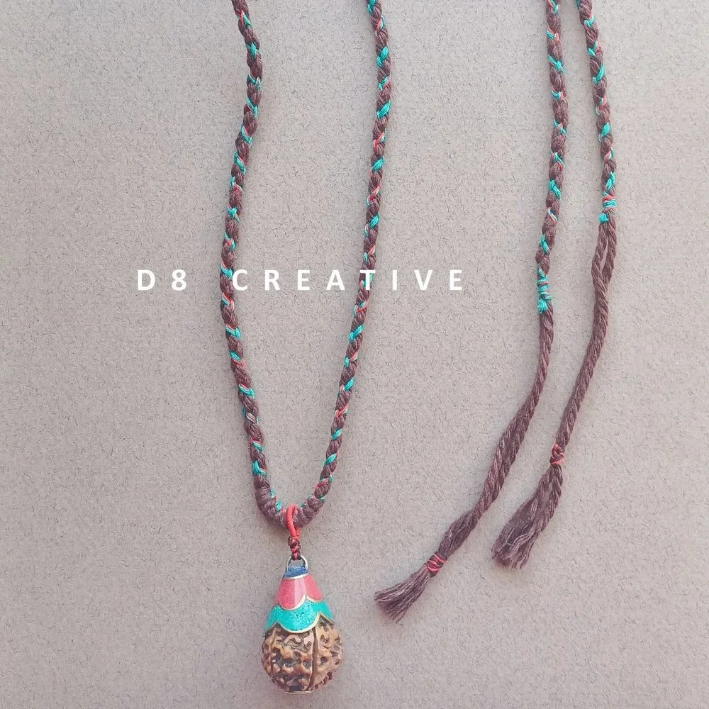 New men or women hand woven chain with encased gold walnut core pendant necklace - Picture 3 of 9